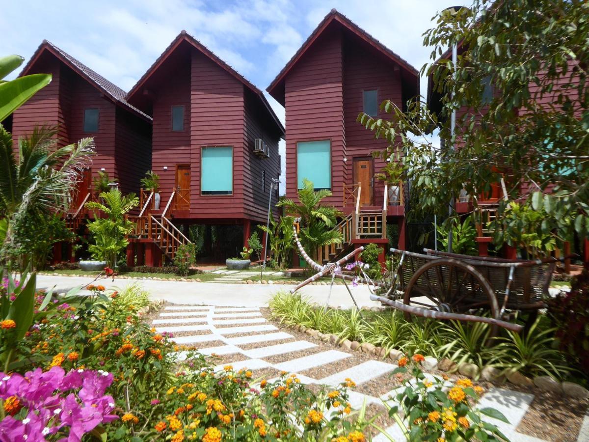 Lodge Moni Essara Kampot Exterior photo